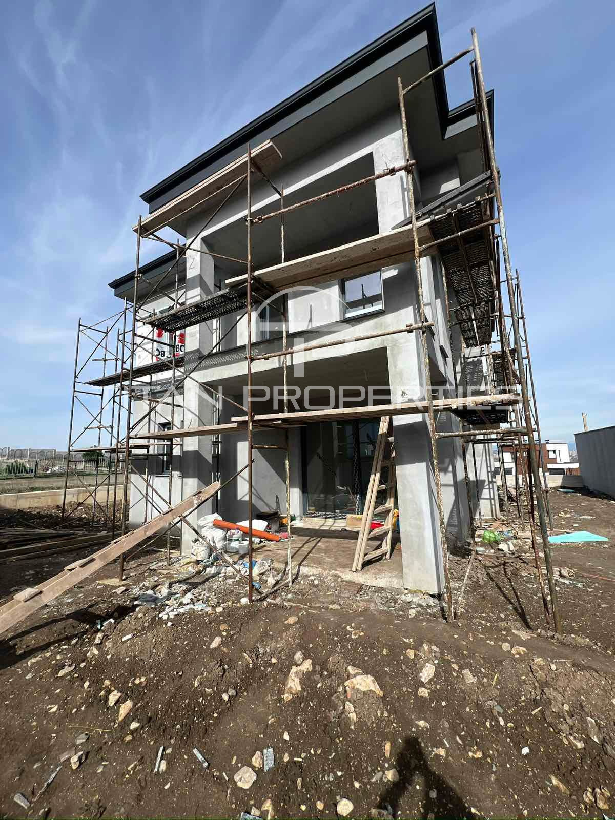 Продава КЪЩА, с. Марково, област Пловдив, снимка 2 - Къщи - 53589837