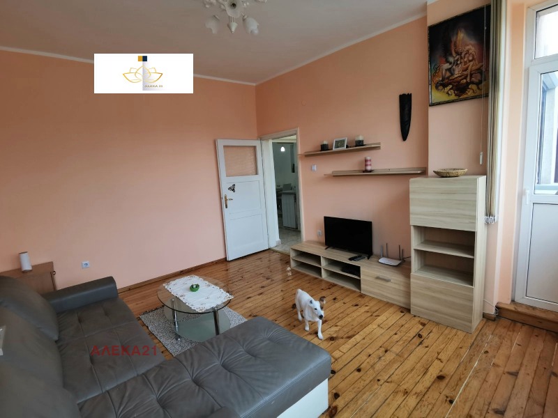 Продава  2-стаен град София , Център , 50 кв.м | 63775813