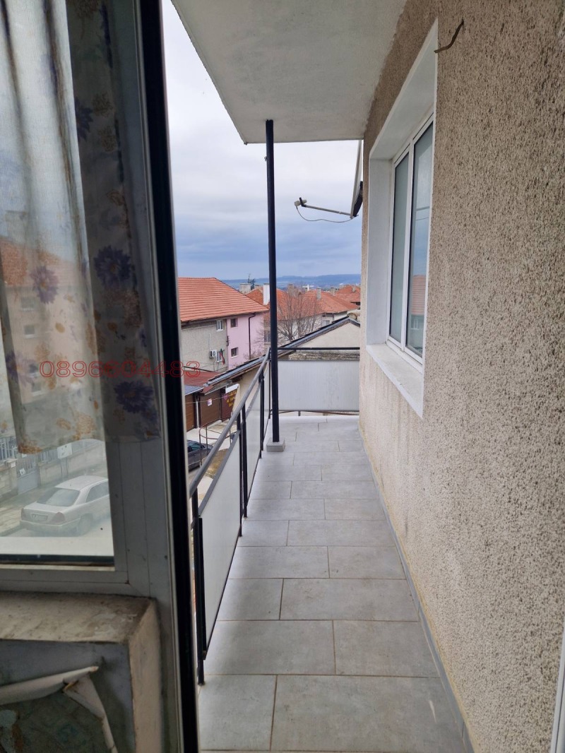 Продава ЕТАЖ ОТ КЪЩА, гр. Аксаково, област Варна, снимка 2 - Етаж от къща - 53543095