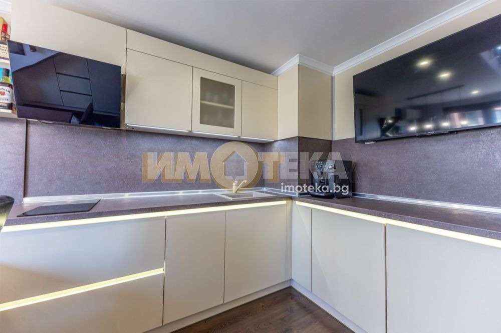 Продава 2-СТАЕН, гр. Варна, Бриз