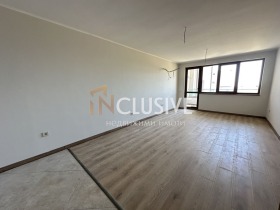 1 chambre Vinitsa, Varna