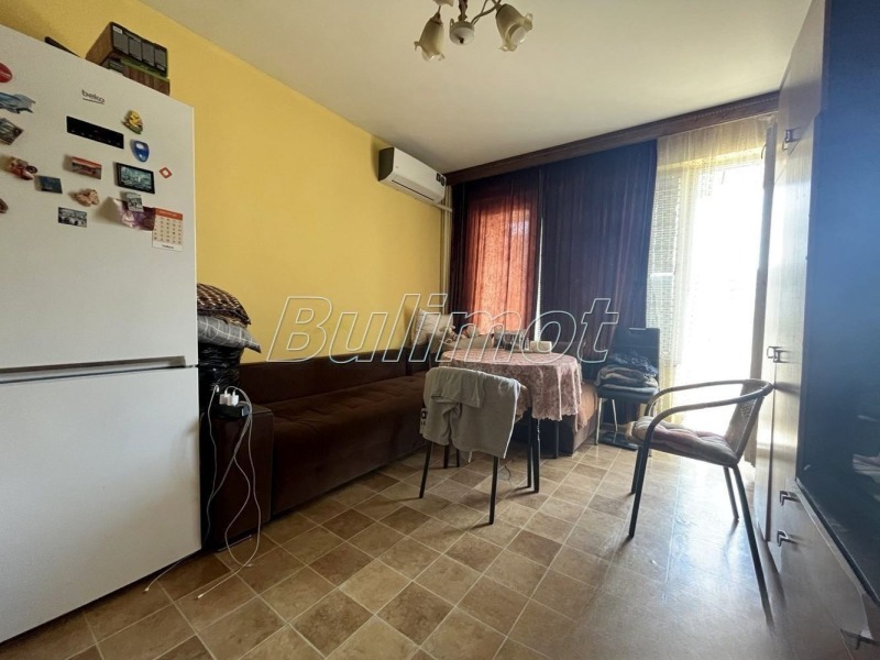 De vânzare  1 dormitor Varna , Vâzrajdane 1 , 45 mp | 40002399