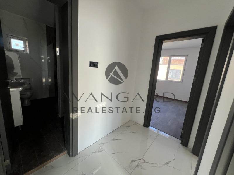 Продава ЕТАЖ ОТ КЪЩА, гр. Пловдив, Кършияка, снимка 10 - Етаж от къща - 52987752