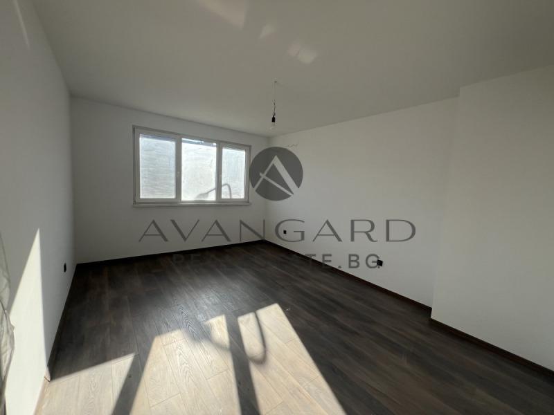 Продава ЕТАЖ ОТ КЪЩА, гр. Пловдив, Кършияка, снимка 4 - Етаж от къща - 52987752