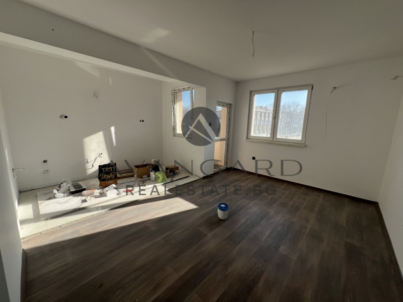 Продава ЕТАЖ ОТ КЪЩА, гр. Пловдив, Кършияка