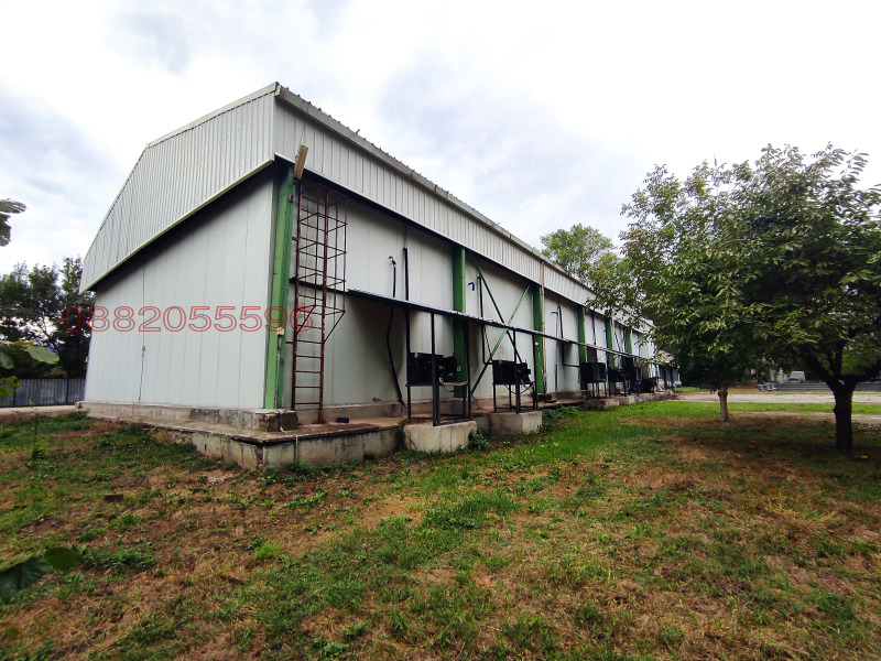 Продава  Пром. помещение град София , 7-ми 11-ти километър , 1260 кв.м | 16741222 - изображение [3]