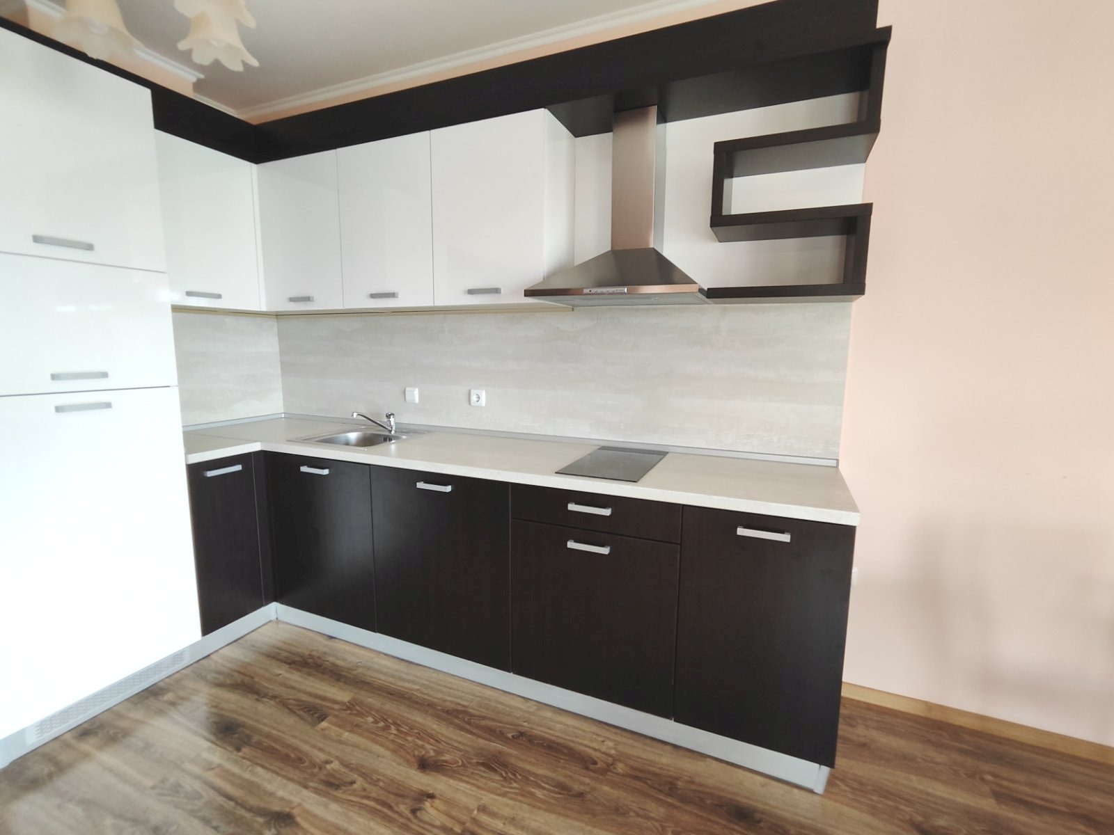 Продава МЕЗОНЕТ, с. Шкорпиловци, област Варна, снимка 5 - Апартаменти - 54596177