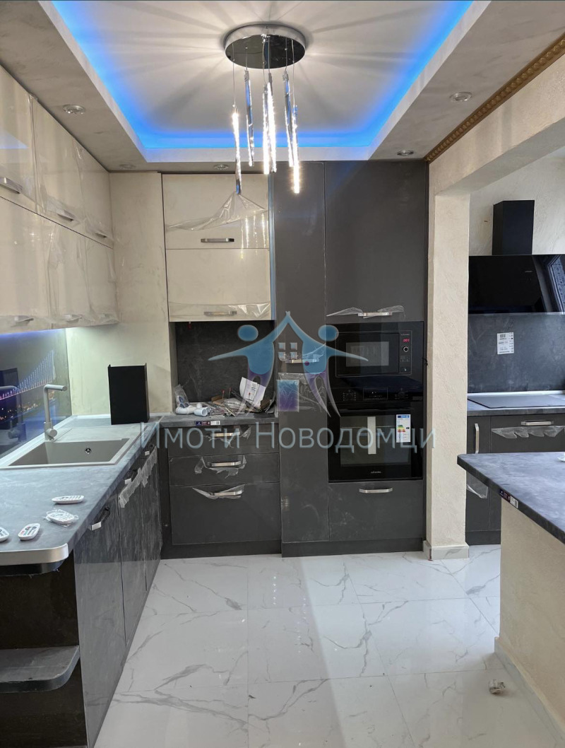 À venda  3 quartos Chumen , Boian Balgaranov 2 , 103 m² | 54781646