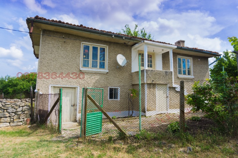 Продава КЪЩА в област Варна, с. Водица - 170 кв.м / 72 500 € » 141 797.68 лв.