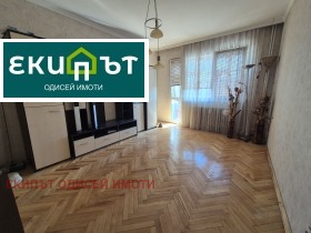 Продава 3-стаен