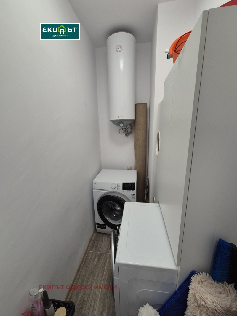 Na sprzedaż  2 sypialnie Warna , Wazrażdane 3 , 60 mkw | 66408628 - obraz [2]