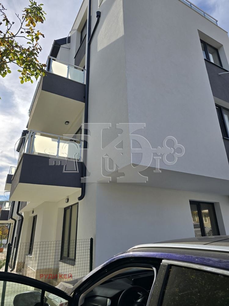 На продаж  3+ кімнати Варна , Виница , 160 кв.м | 33064249