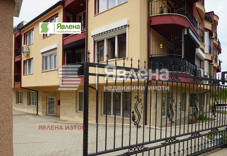 In vendita  Ufficio Sofia , Boiana , 98 mq | 93629325