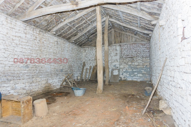 Продава КЪЩА, с. Водица, област Варна, снимка 13 - Къщи - 52782418