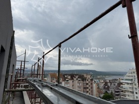 Estúdio Pogrebi, Varna