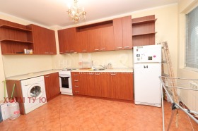 2 bedroom Hipodruma, Sofia 3