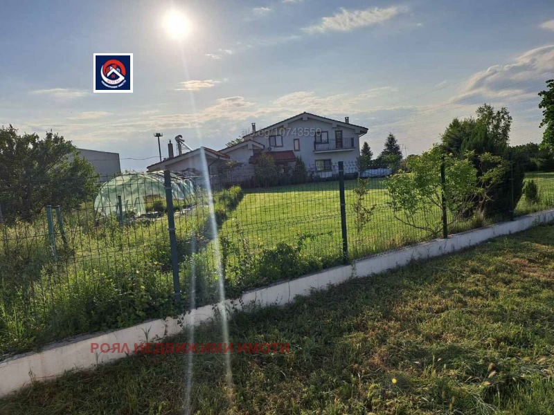 Продава ПАРЦЕЛ, с. Златитрап, област Пловдив