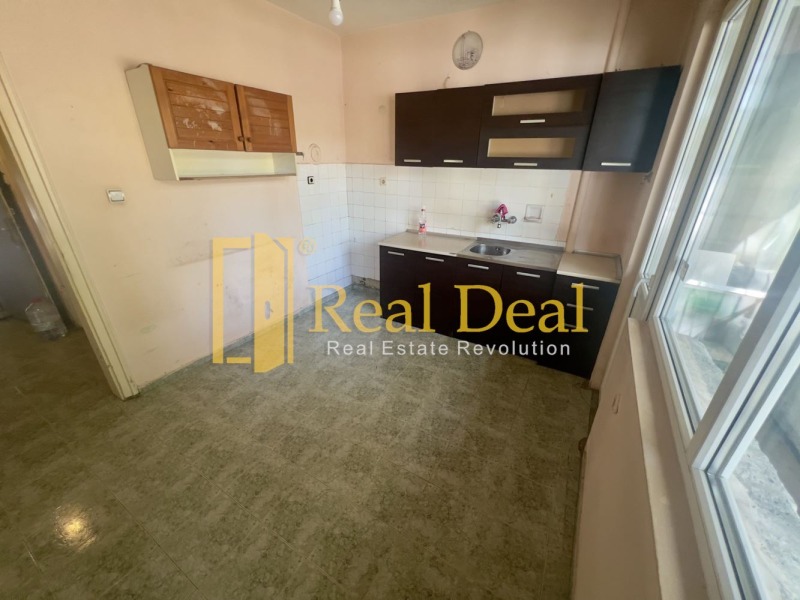 For Sale  1 bedroom Plovdiv , Kamenitsa 1 , 62 sq.m | 44235356 - image [8]