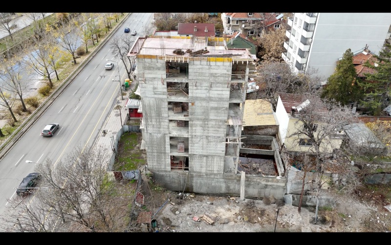 Продава 3-СТАЕН, гр. София, Банишора, снимка 2 - Апартаменти - 53112836