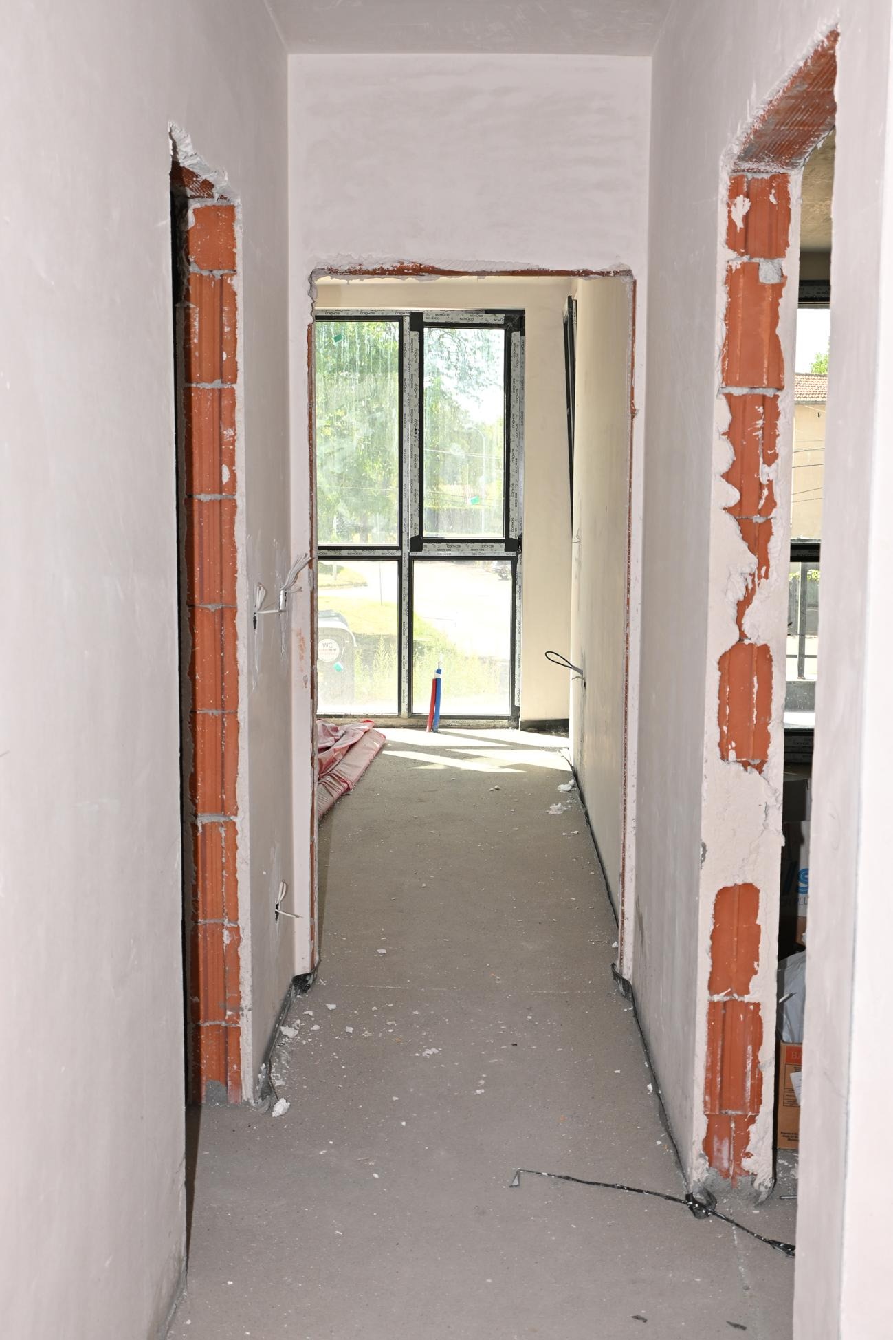 Продава 2-СТАЕН, гр. Перник, Изток, снимка 5 - Апартаменти - 56008159