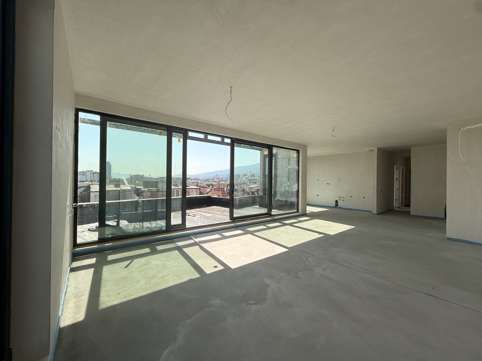Продава МНОГОСТАЕН, гр. София, Манастирски ливади, снимка 2 - Апартаменти - 55034380