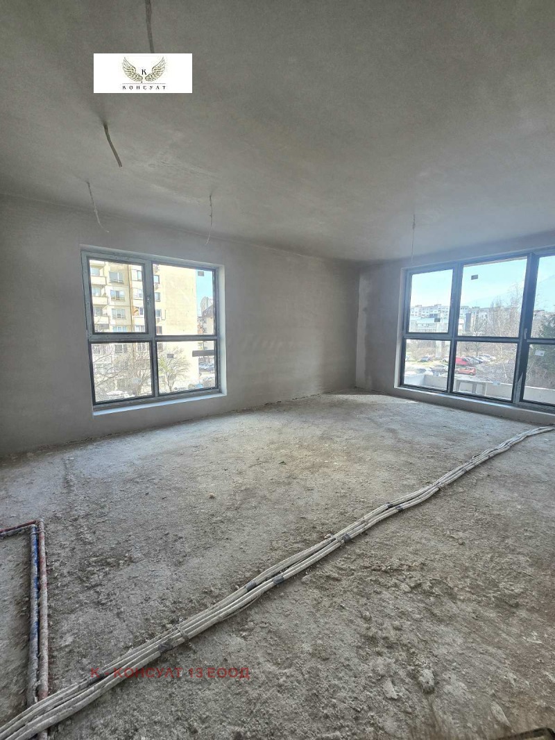 Продава 3-СТАЕН в град София, Овча купел 2 - 102 кв.м / 198 803 € » 388 824.87 лв., К - КОНСУЛТ 13 ЕООД