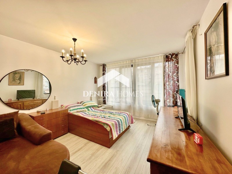 Продава 1-СТАЕН, гр. София, Оборище, снимка 2 - Апартаменти - 52983099