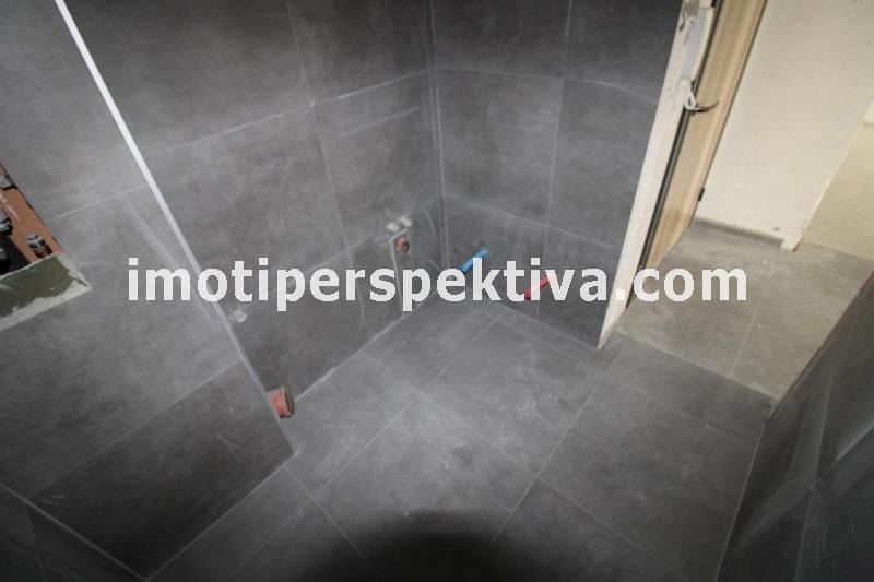 En venta  1 dormitorio Plovdiv , Tsentar , 74 metros cuadrados | 74641861 - imagen [5]