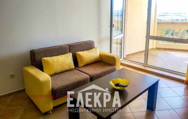 Продава 2-СТАЕН, гр. Бяла, област Варна, снимка 2 - Апартаменти - 53494029