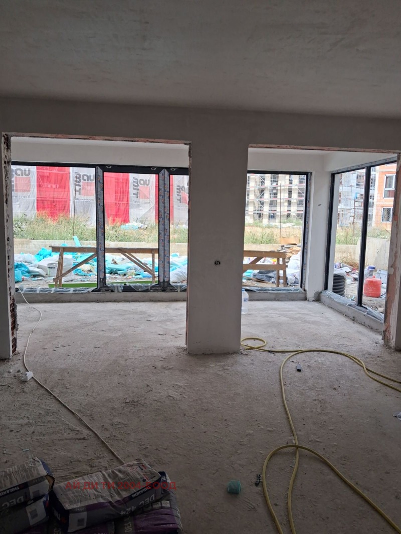 Zu verkaufen  Haus Plowdiw , Ostromila , 225 qm | 75736628 - Bild [2]