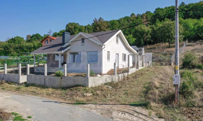 Продава КЪЩА, с. Веселие, област Бургас, снимка 2 - Къщи - 52157671