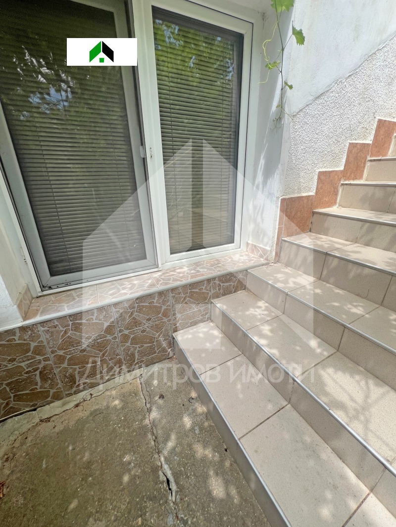 Продава КЪЩА, гр. Нови пазар, област Шумен, снимка 10 - Къщи - 52939058