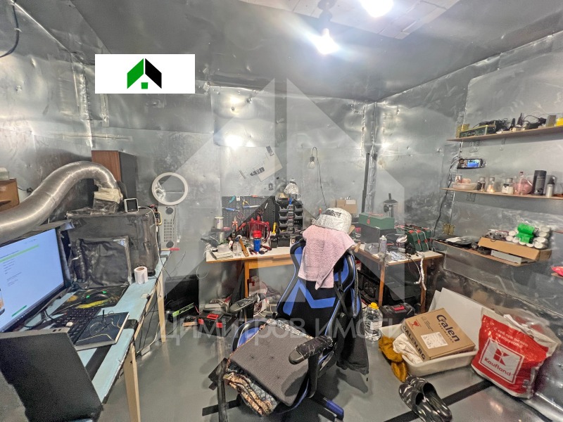 Продава КЪЩА, гр. Нови пазар, област Шумен, снимка 14 - Къщи - 52939058