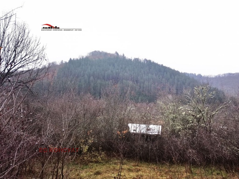 Продава ПАРЦЕЛ, с. Вукан, област Перник