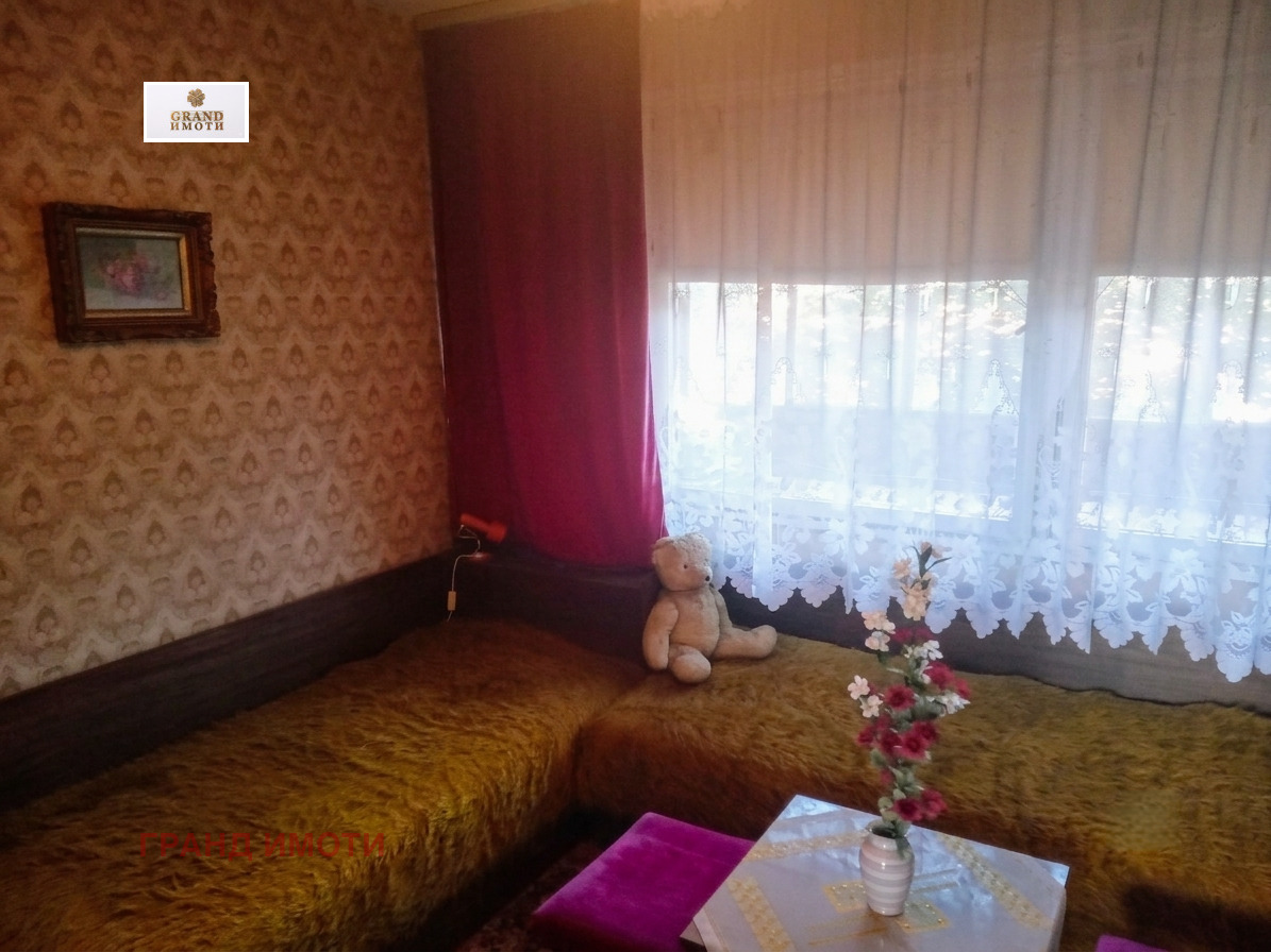 Продава 4-СТАЕН, гр. Русе, Чародейка - Юг, снимка 5 - Апартаменти - 55086036