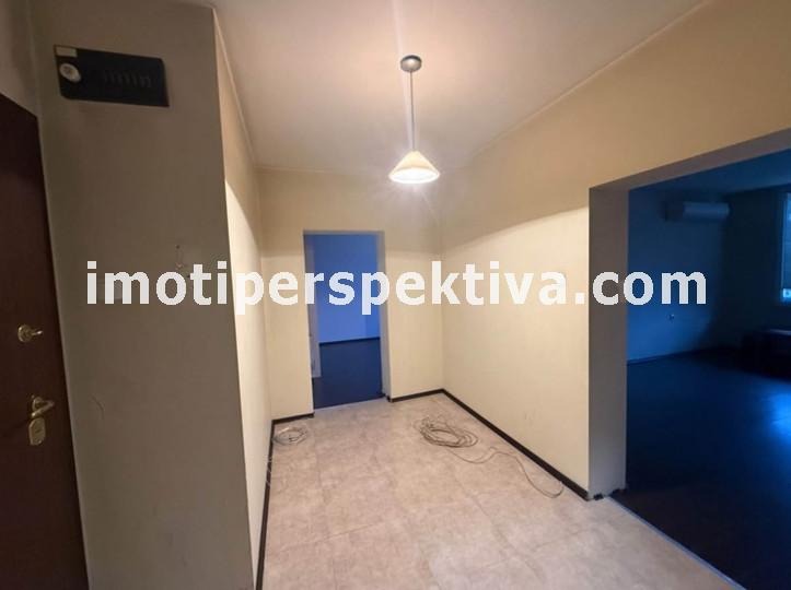 Продава 2-СТАЕН, гр. Пловдив, Кючук Париж, снимка 9 - Апартаменти - 55798450