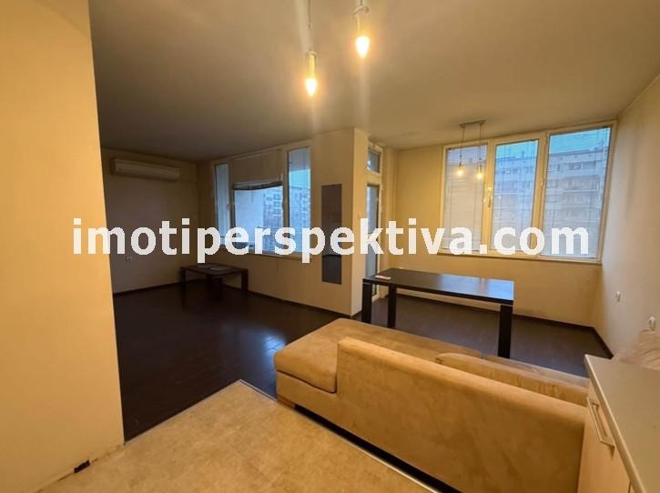 Продава 2-СТАЕН, гр. Пловдив, Кючук Париж, снимка 2 - Апартаменти - 55798450