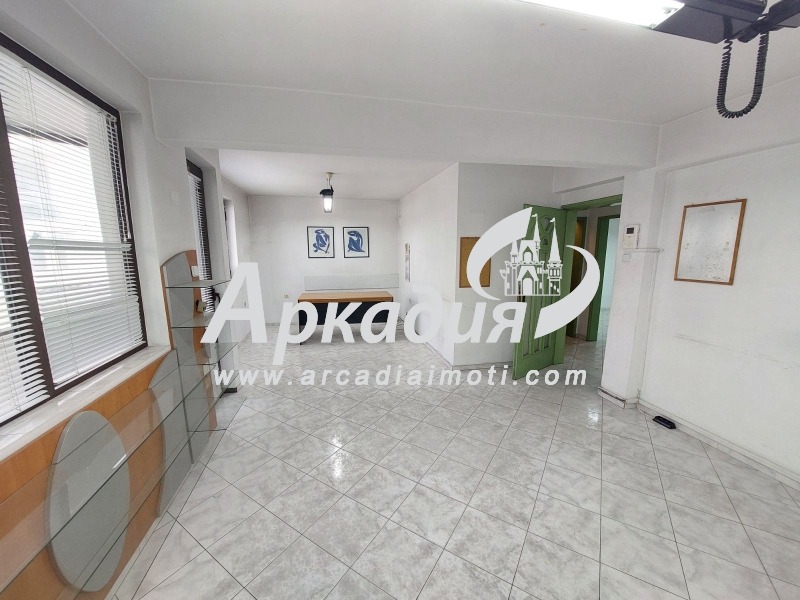 Продава  Многостаен, град Пловдив, Център •  215 000 EUR • ID 31549729 — holmes.bg - [1] 