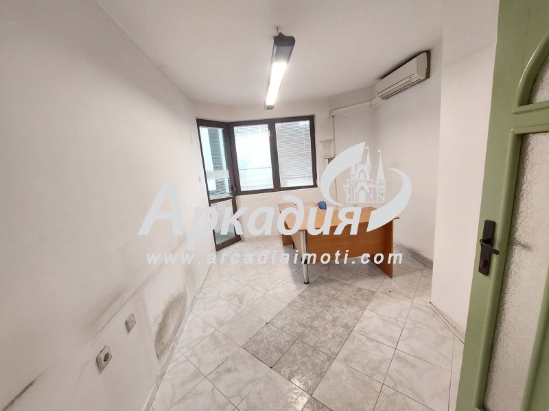 En venta  3+ dormitorios Plovdiv , Tsentar , 113 metros cuadrados | 78390062 - imagen [6]