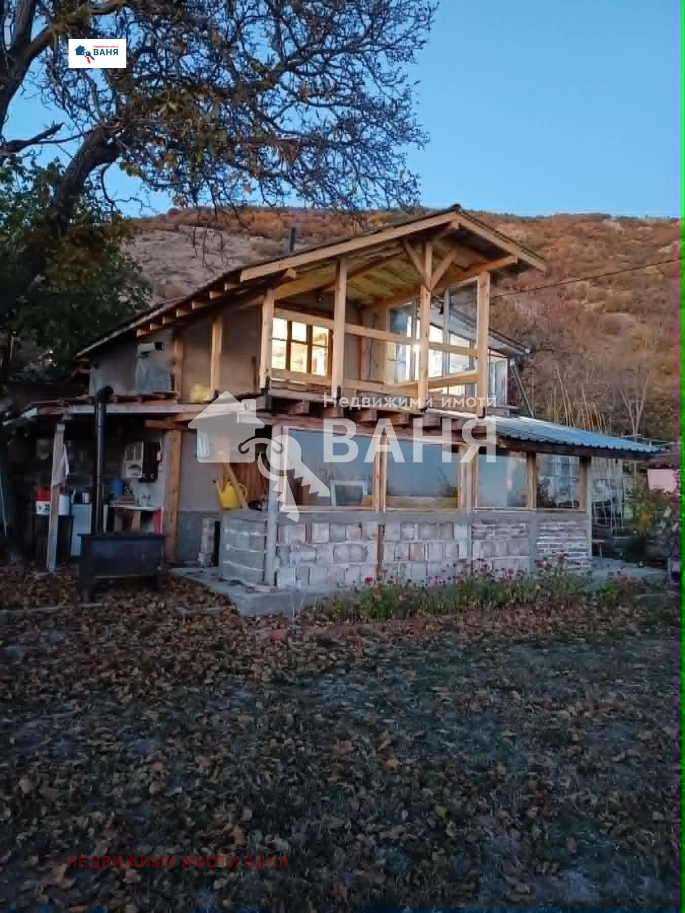 Продава ВИЛА, гр. Сопот, област Пловдив, снимка 2 - Вили - 54727896