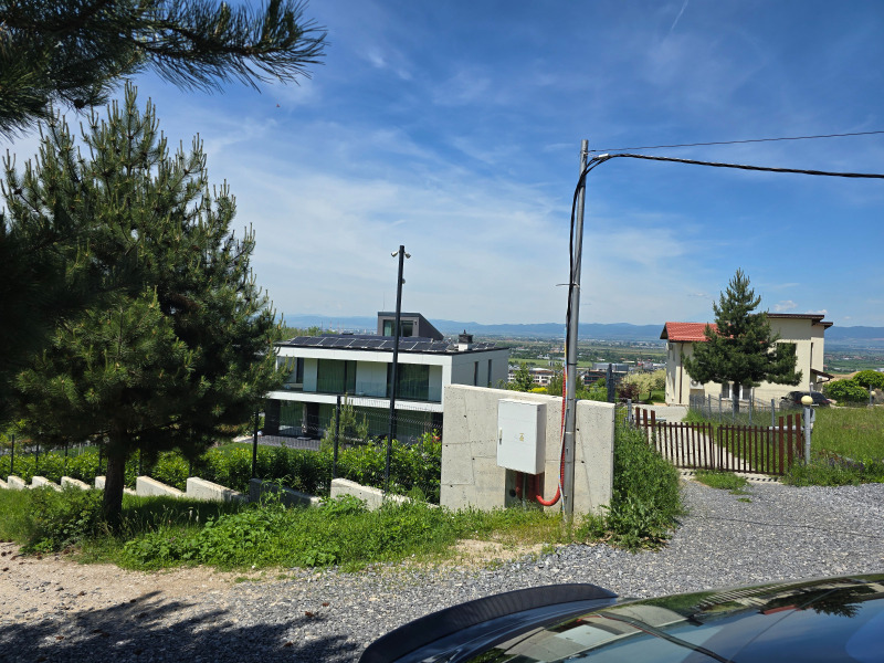 Продава ПАРЦЕЛ в град София, с. Лозен - 15419 кв.м / 6 650 400 € » 13 007 051.83 лв., ВИКТОРИЯ АСЕТ МЕНИДЖМЪНТ
