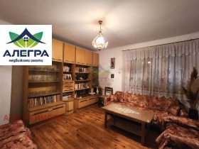 Casa Bratanitsa, región Pazardzhik 5