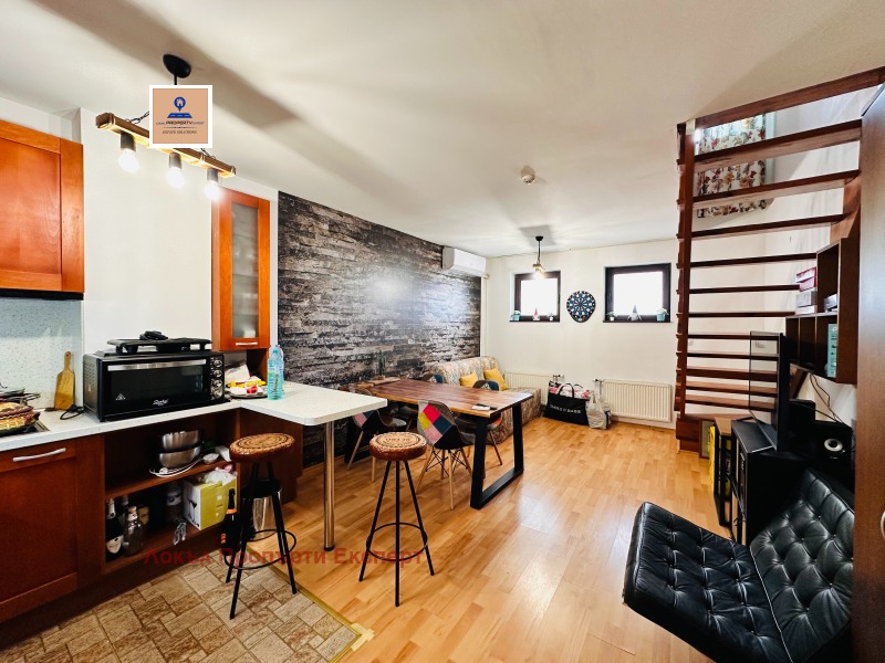 Продава 2-СТАЕН, гр. Банско, област Благоевград