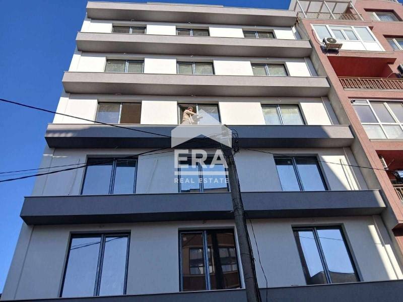 Продава  3-стаен град Варна , Погреби , 97 кв.м | 82235800