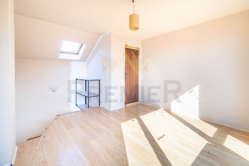 Продава 3-СТАЕН, гр. Варна, Лятно кино Тракия, снимка 8 - Апартаменти - 52193270