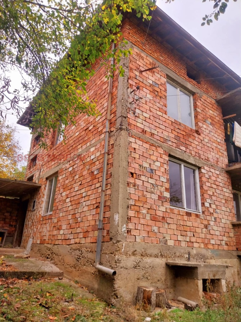 Продава КЪЩА, гр. Ловеч, Гозница, снимка 9 - Къщи - 52820669