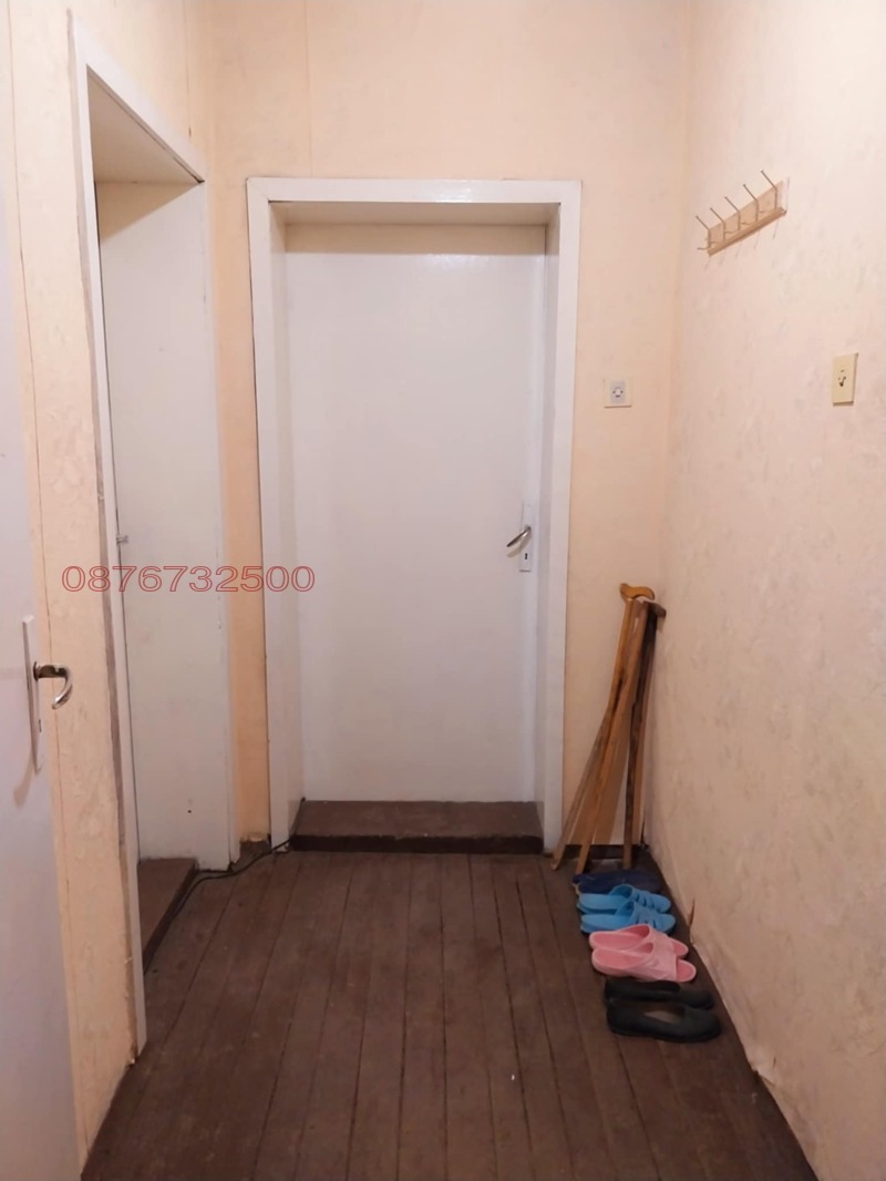 Продава КЪЩА, гр. Ловеч, Гозница, снимка 2 - Къщи - 52820669