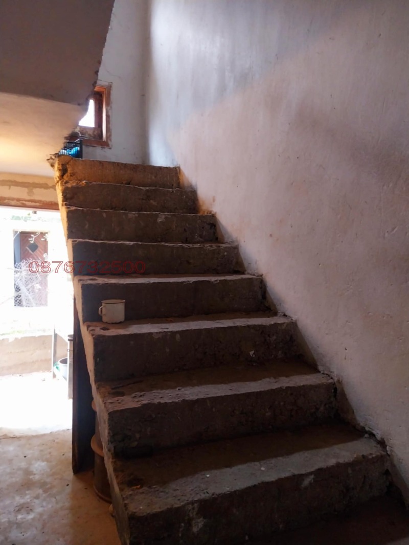 Продава КЪЩА, гр. Ловеч, Гозница, снимка 12 - Къщи - 52820669