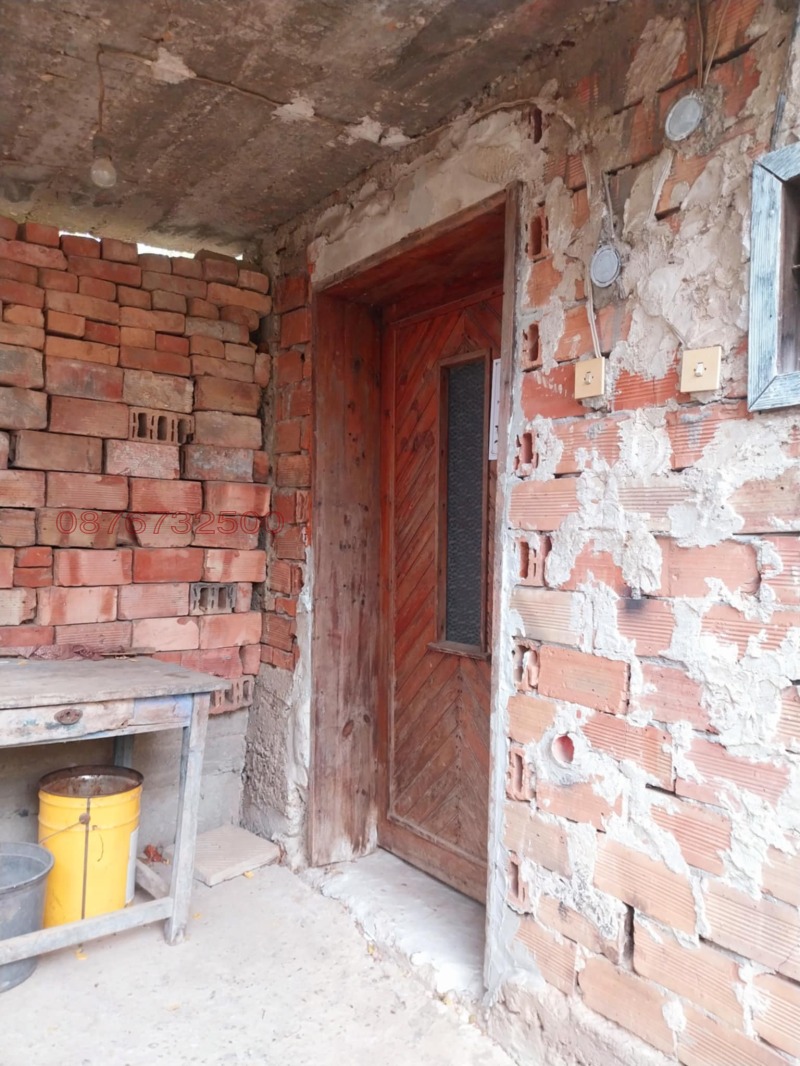 Продава КЪЩА, гр. Ловеч, Гозница, снимка 8 - Къщи - 52820669