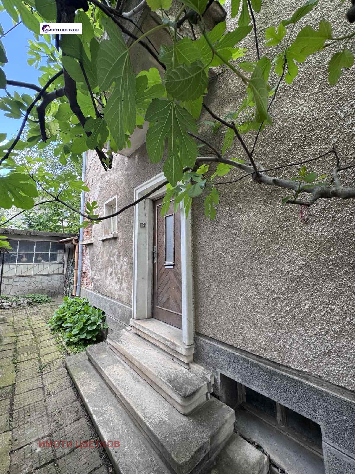 Продава ЕТАЖ ОТ КЪЩА, гр. Враца, Център, снимка 2 - Етаж от къща - 54745070